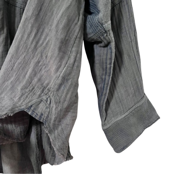 Free People We The Free Indigo Skies Stripe Shirt Size M Gravel Grey Raw Hem - Picture 7 of 12